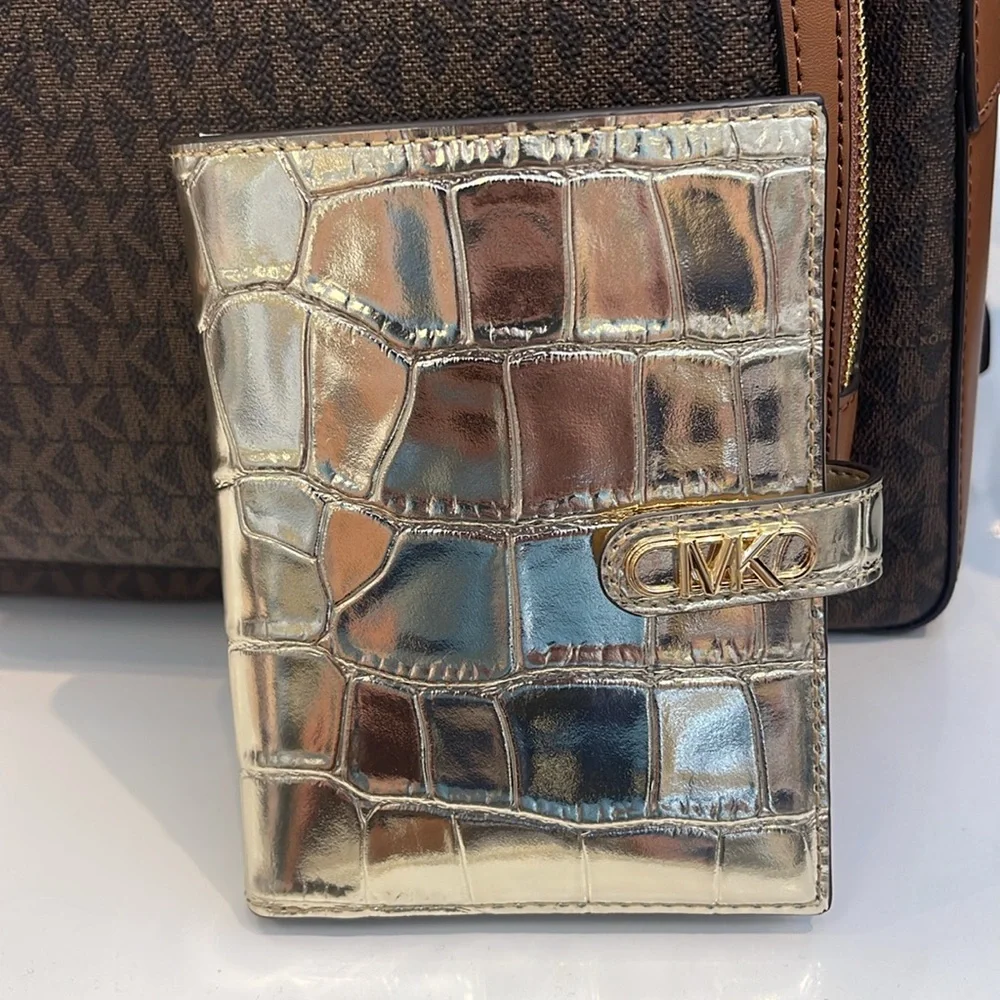 Michael Kors Empire Metallic Crocodile Embossed Leather Passport Wallet NWT
